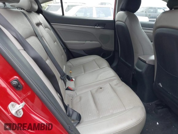 2017 Hyundai Elantra SE z VIN 5NPD84LF7HH052757, wystawiony jako IAAI lot #41409185 z przebiegiem 179 954 mil mil oraz . Historia ofert i sprzedaży dostępna na DreamBid. Obrazek 8.