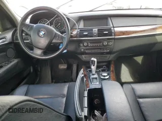 2008 BMW X5 3.0si with VIN 5UXFE43588L030785, listed as a Copart auction lot 46093105 with 122,328 mi miles and Salvage Title. Bid and sale history available at carsss.com. Image 8.