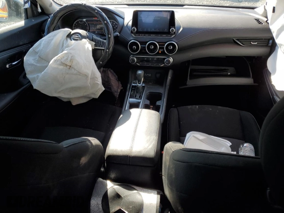 2022 Nissan Sentra SV with VIN 3N1AB8CV8NY259355, listed as a Copart auction lot 53443495 with 18,271 mi miles and Salvage Title. Bid and sale history available at DreamBid. Image 8.