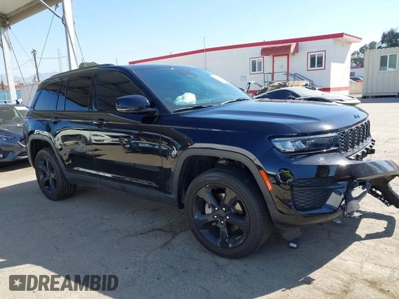 2023 Jeep Grand Cherokee Laredo with VIN 1C4RJHAGXPC620670, listed as a IAAI auction lot 41994015 with 15,893 mi miles and . Bid and sale history available at DreamBid. Image 1.