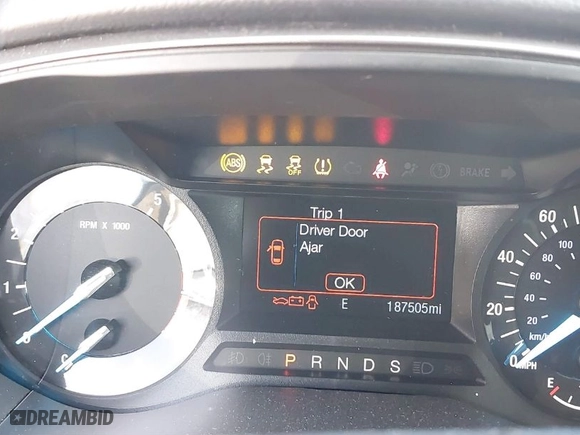 2018 Ford Fusion SE with VIN 3FA6P0HD7JR211569, listed as a IAAI auction lot 41792146 with 187,505 mi miles. Bid and sale history available at carsss.com. Image 7.