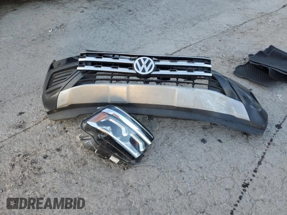 2018 Volkswagen Atlas S z VIN 1V2AP2CA2JC599322, wystawiony jako Copart lot #85082854 z przebiegiem 144 813 mil mil oraz Szkoda całkowita • Salvage title. Historia ofert i sprzedaży dostępna na DreamBid. Obrazek 13.