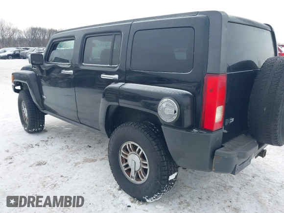2008 Hummer H3 Luxury with VIN 5GTEN13E688154660, listed as a IAAI auction lot 41268155 with 159,493 mi miles and . Bid and sale history available at DreamBid. Image 3.