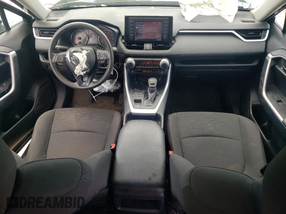 2021 Toyota RAV4 LE z VIN 2T3F1RFV4MC169584, wystawiony jako Copart lot #59655885 z przebiegiem 53 111 mil mil oraz Szkoda całkowita • Salvage title. Historia ofert i sprzedaży dostępna na DreamBid. Obrazek 8.