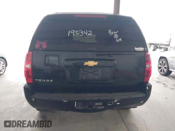 2014 Chevrolet Tahoe LT z VIN 1GNSCBE01ER190342, wystawiony jako IAAI lot #41578109 z przebiegiem 204 781 mil mil oraz . Historia ofert i sprzedaży dostępna na DreamBid. Obrazek 16.