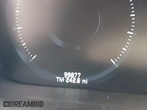 2016 Volvo XC90 T6 Momentum with VIN YV4A22PK6G1088555, listed as a IAAI auction lot 41526090 with 99,877 mi miles. Bid and sale history available at carsss.com. Image 15.