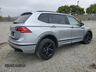 2023 Volkswagen Tiguan SE R-Line Black с VIN 3VVCB7AX4PM038156, выставлен на аукционе Copart как лот 58963155 с пробегом 24 871 миль миль и Списание • Salvage title. История ставок и продаж доступна на DreamBid. Изображение 3.