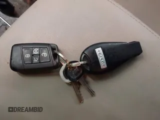 2019 Volkswagen Atlas SE z VIN 1V2UR2CA2KC545740, wystawiony jako IAAI lot #41968203 z przebiegiem 78 080 mil mil oraz . Historia ofert i sprzedaży dostępna na DreamBid. Obrazek 11.