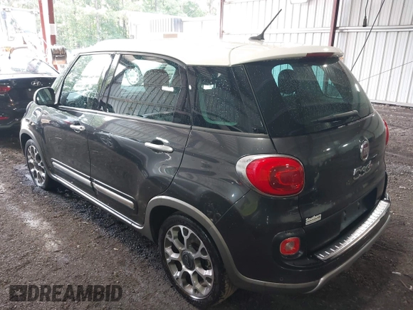2014 FIAT 500L Trekking with VIN ZFBCFADH6EZ017800, listed as a IAAI auction lot 42572995 with 99,646 mi miles and . Bid and sale history available at DreamBid. Image 3.