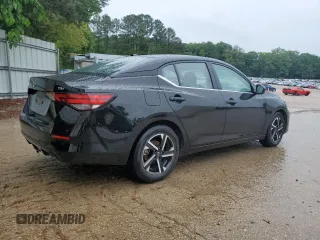 2024 Nissan Sentra SV z VIN 3N1AB8CV4RY247273, wystawiony jako Copart lot #56748845 z przebiegiem 33 788 mil mil oraz Szkoda całkowita • Salvage title. Historia ofert i sprzedaży dostępna na DreamBid. Obrazek 3.