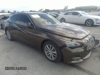 2015 Infiniti Q50 Premium with VIN JN1BV7AP8FM343805, listed as a IAAI auction lot 41752314 with 69,231 mi miles. Bid and sale history available at carsss.com. Image 1.