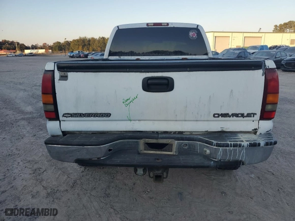 1999 Chevrolet Silverado 2500 LS with VIN 1GCGK29U0XE230564, listed as a Copart auction lot 77198844 with 245,503 mi miles and Salvage Title. Bid and sale history available at carsss.com. Image 6.