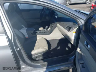 2017 Hyundai Sonata Hybrid SE with VIN KMHE24L11HA045879, listed as a IAAI auction lot 41841807 with 220,755 mi miles. Bid and sale history available at carsss.com. Image 5.