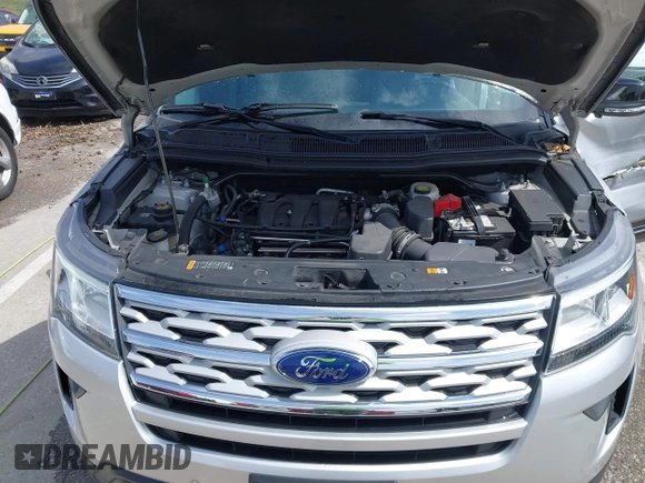 2018 Ford Explorer XLT with VIN 1FM5K7D86JGC27318, listed as a IAAI auction lot 41923567 with 120,333 mi miles and . Bid and sale history available at DreamBid. Image 10.