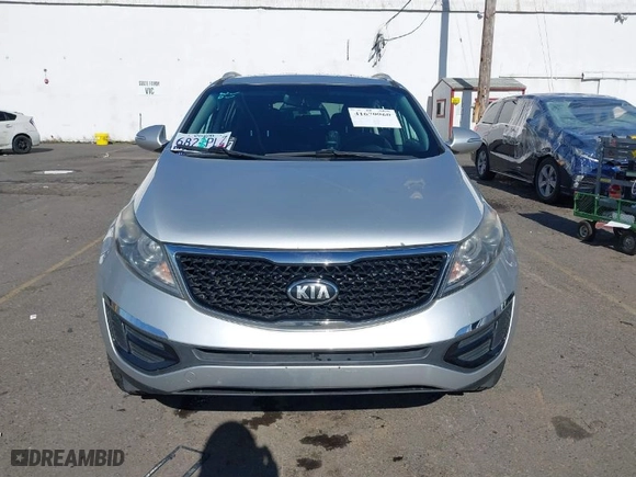 2014 Kia Sportage LX with VIN KNDPB3AC1E7648531, listed as a IAAI auction lot 41670968 with 111,890 mi miles. Bid and sale history available at carsss.com. Image 12.