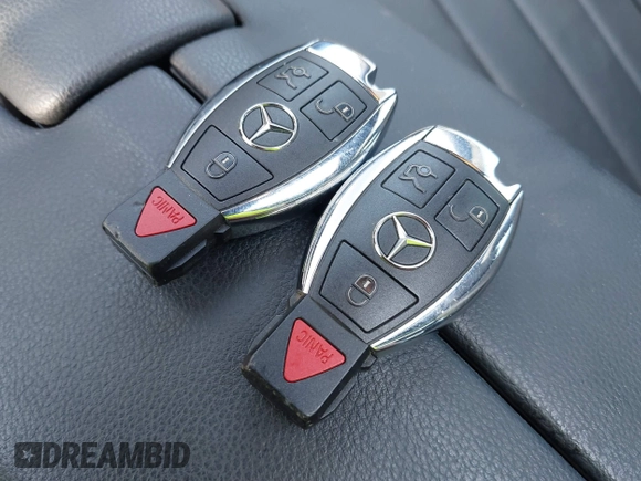 2011 Mercedes-Benz E 550 Luxury with VIN WDDHF7CB3BA280605, listed as a IAAI auction lot 41885900 with 140,696 mi miles and . Bid and sale history available at DreamBid. Image 11.