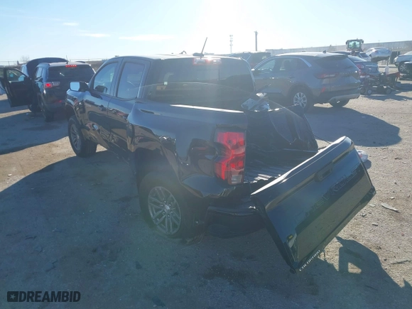 2024 Chevrolet Colorado 2WD LT with VIN 1GCGSCEC7R1215802, listed as a IAAI auction lot 41219540 with 2,659 mi miles. Bid and sale history available at carsss.com. Image 3.