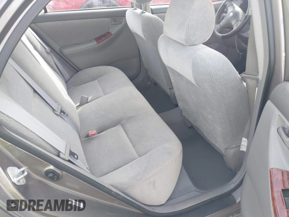 2004 Toyota Corolla CE with VIN 1NXBR32E84Z203320, listed as a IAAI auction lot 41851388 with 175,084 mi miles. Bid and sale history available at carsss.com. Image 8.