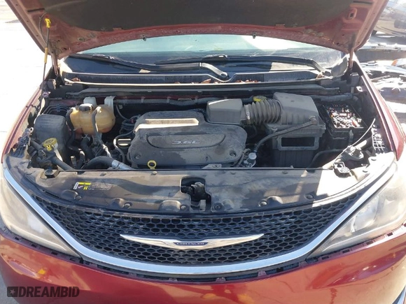2017 Chrysler Pacifica Touring-L with VIN 2C4RC1BG0HR612974, listed as a IAAI auction lot 41505374 with 1 mi miles. Bid and sale history available at carsss.com. Image 10.