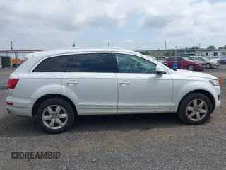 2015 Audi Q7 Premium Plus with VIN WA1LGBFE1FD004786, listed as a IAAI auction lot 42726311 with 245,611 mi miles and . Bid and sale history available at DreamBid. Image 13.