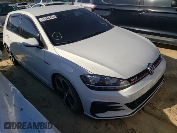 2018 Volkswagen Golf GTI S with VIN 3VW547AUXJM290814, listed as a Copart auction lot 41943153 with 25,153 mi miles. Bid and sale history available at carsss.com. Image 4.