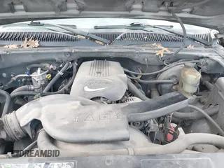 2002 Chevrolet Tahoe LS with VIN 1GNEC13V22R226380, listed as a IAAI auction lot 41261772 with 311,749 mi miles. Bid and sale history available at carsss.com. Image 10.