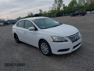 2015 Nissan Sentra S with VIN 3N1AB7AP0FY375472, listed as a IAAI auction lot 42211392 with 207,510 mi miles. Bid and sale history available at carsss.com. Image 1.