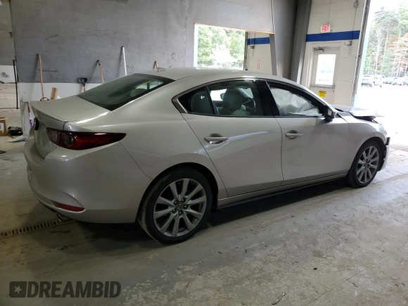 2022 Mazda 3 Premium with VIN 3MZBPADL3NM317206, listed as a Copart auction lot 76184724 with 24,134 mi miles and Salvage Title. Bid and sale history available at DreamBid. Image 3.