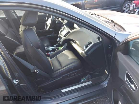 2019 Acura TLX with VIN 19UUB2F30KA002614, listed as a IAAI auction lot 41569334 with 96,320 mi miles and . Bid and sale history available at DreamBid. Image 5.