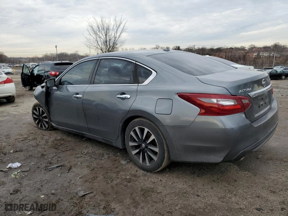 2018 Nissan Altima 2.5 SL with VIN 1N4AL3AP2JC164770, listed as a Copart auction lot 43735355 with 188,140 mi miles and Salvage Title. Bid and sale history available at carsss.com. Image 2.