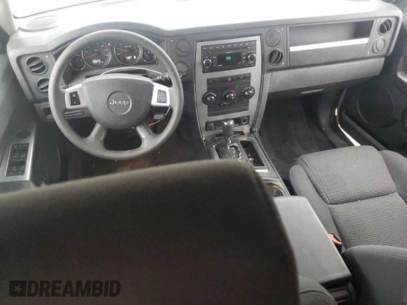 2008 Jeep Commander Sport with VIN 1J8HH48K98C153360, listed as a Copart auction lot 43622395 with 208,773 mi miles and Salvage title. Bid and sale history available at DreamBid. Image 8.