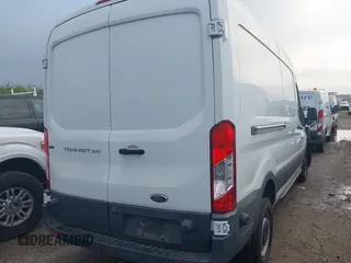 2017 Ford Transit с VIN 1FTYR2CM1HKA49405, выставлен на аукционе IAAI как лот 41914457 с пробегом 109 189 миль миль и . История ставок и продаж доступна на DreamBid. Изображение 4.