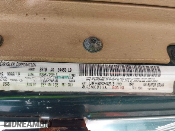 1999 Jeep Wrangler Sahara z VIN 1J4FY49S7XP442719, wystawiony jako IAAI lot #42506510 z przebiegiem 188 175 mil mil oraz . Historia ofert i sprzedaży dostępna na DreamBid. Obrazek 9.