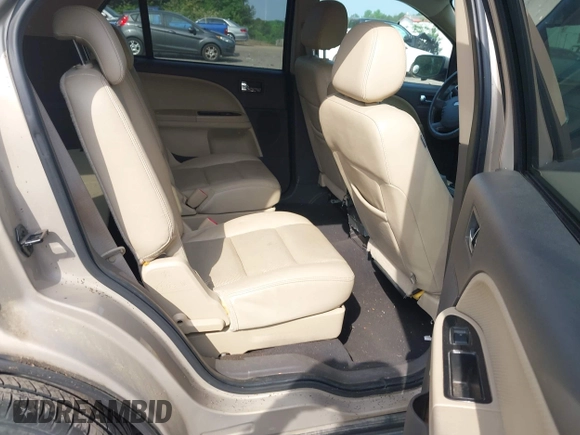 2008 Ford Taurus X SEL with VIN 1FMDK05W58GA17450, listed as a IAAI auction lot 42144238 with 190,621 mi miles and . Bid and sale history available at DreamBid. Image 8.