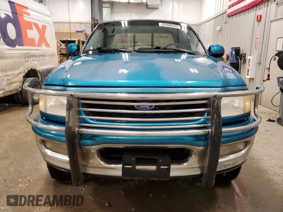 1997 Ford F-150 XL with VIN 1FTDX186XVKC03985, listed as a Copart auction lot 52808035 with 274,590 mi miles and Clean title. Bid and sale history available at DreamBid. Image 5.