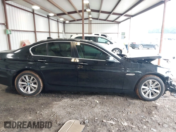 2015 BMW 5 Series 528i с VIN WBA5A5C59FD514631, выставлен на аукционе IAAI как лот 42379425 с пробегом 189 327 миль миль и . История ставок и продаж доступна на DreamBid. Изображение 13.