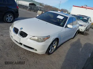 2007 BMW 5 Series 530i with VIN WBANE73567CM49194, listed as a IAAI auction lot 41714331 with 1 mi miles. Bid and sale history available at carsss.com. Image 2.