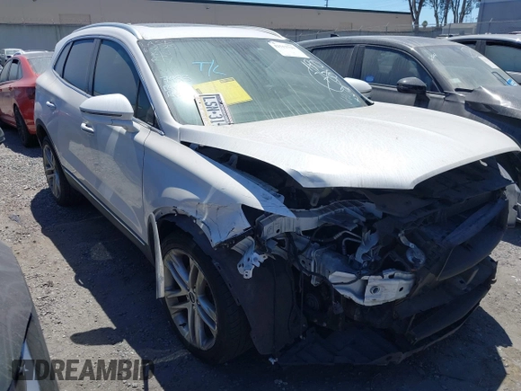 2019 Lincoln MKC Reserve with VIN 5LMCJ3D97KUL44398, listed as a IAAI auction lot 42513739 with 106,078 mi miles and . Bid and sale history available at DreamBid. Image 1.
