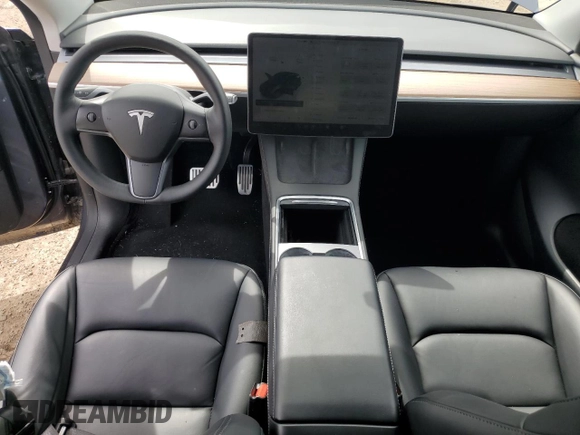 2023 Tesla Model Y Long Range z VIN 7SAYGDEE3PF884220, wystawiony jako Copart lot #52072605 z przebiegiem 44 996 mil mil oraz Czysty tytuł • Clean title. Historia ofert i sprzedaży dostępna na DreamBid. Obrazek 8.