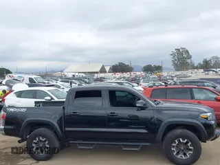 2023 Toyota Tacoma SR z VIN 3TMCZ5AN4PM548729, wystawiony jako IAAI lot #42078723 z przebiegiem 30 966 mil mil oraz . Historia ofert i sprzedaży dostępna na DreamBid. Obrazek 12.