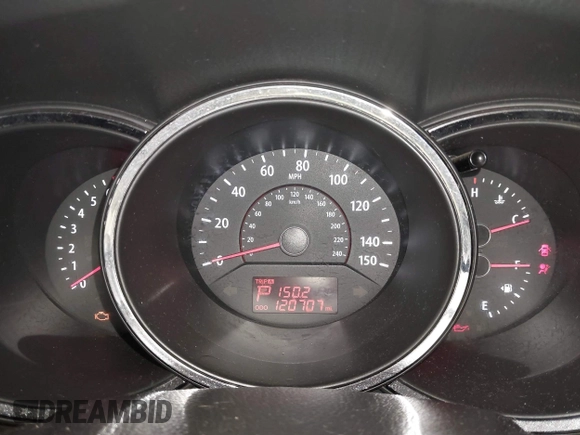 2013 Kia Sorento LX z VIN 5XYKT4A61DG371260, wystawiony jako IAAI lot #42045122 z przebiegiem 120 707 mil mil oraz . Historia ofert i sprzedaży dostępna na DreamBid. Obrazek 16.