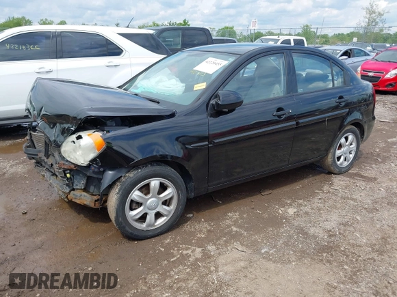 2006 Hyundai Accent GLS z VIN KMHCN46C76U038040, wystawiony jako IAAI lot #42220455 z przebiegiem 140 413 mil mil oraz . Historia ofert i sprzedaży dostępna na DreamBid. Obrazek 2.