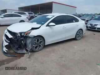 2021 Kia Forte LXS с VIN 3KPF24AD5ME378373, выставлен на аукционе IAAI как лот 42117497 с пробегом 66 934 миль миль и . История ставок и продаж доступна на DreamBid. Изображение 2.
