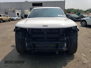 2025 Jeep Grand Cherokee Limited z VIN 1C4RJKBG9S8635667, wystawiony jako Copart lot #59854665 z przebiegiem 6 250 mil mil oraz Szkoda całkowita • Salvage title. Historia ofert i sprzedaży dostępna na DreamBid. Obrazek 5.