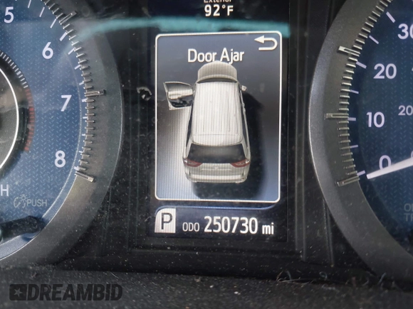 2015 Toyota Sienna XLE с VIN 5TDYK3DC3FS537633, выставлен на аукционе IAAI как лот 42534653 с пробегом 250 730 миль миль и . История ставок и продаж доступна на DreamBid. Изображение 15.