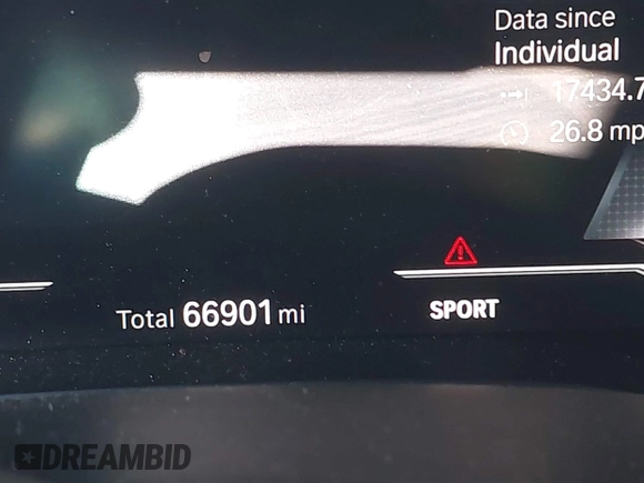 2019 BMW 8 Series M850i xDrive with VIN WBABC4C54KBU95810, listed as a IAAI auction lot 41742023 with 66,901 mi miles and . Bid and sale history available at DreamBid. Image 15.