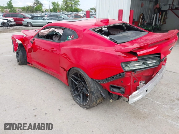 2016 Chevrolet Camaro 2SS с VIN 1G1FH1R74G0181275, выставлен на аукционе IAAI как лот 42321153 с пробегом Не указан миль и . История ставок и продаж доступна на DreamBid. Изображение 3.
