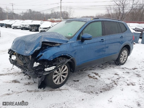 2018 Volkswagen Tiguan S with VIN 3VV0B7AX8JM081263, listed as a IAAI auction lot 41245308 with 58,778 mi miles. Bid and sale history available at carsss.com. Image 2.