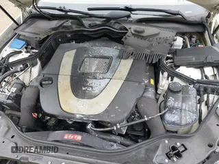 2009 Mercedes-Benz E Luxury 3.5L with VIN WDBUF87X59B426574, listed as a IAAI auction lot 42071063 with 135,622 mi miles. Bid and sale history available at carsss.com. Image 10.