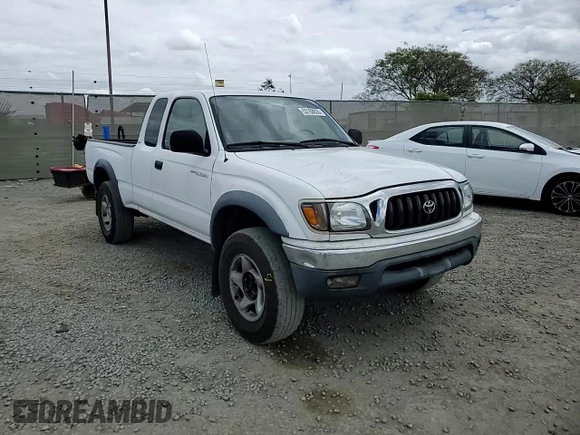 2001 Toyota Tacoma PreRunner with VIN 5TESM92N61Z838478, listed as a Copart auction lot 53168835 with 370,184 mi miles and Salvage title. Bid and sale history available at DreamBid. Image 11.